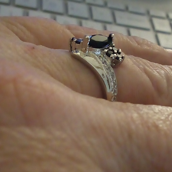 💝2/$20💝NWOT - Sterling Silver Classic Style Crystal Prong Setting Ring - 7 3/4 - Picture 7 of 13